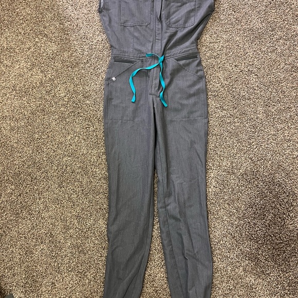 Figs Graphite Jumpsuit - Picture 4 of 6